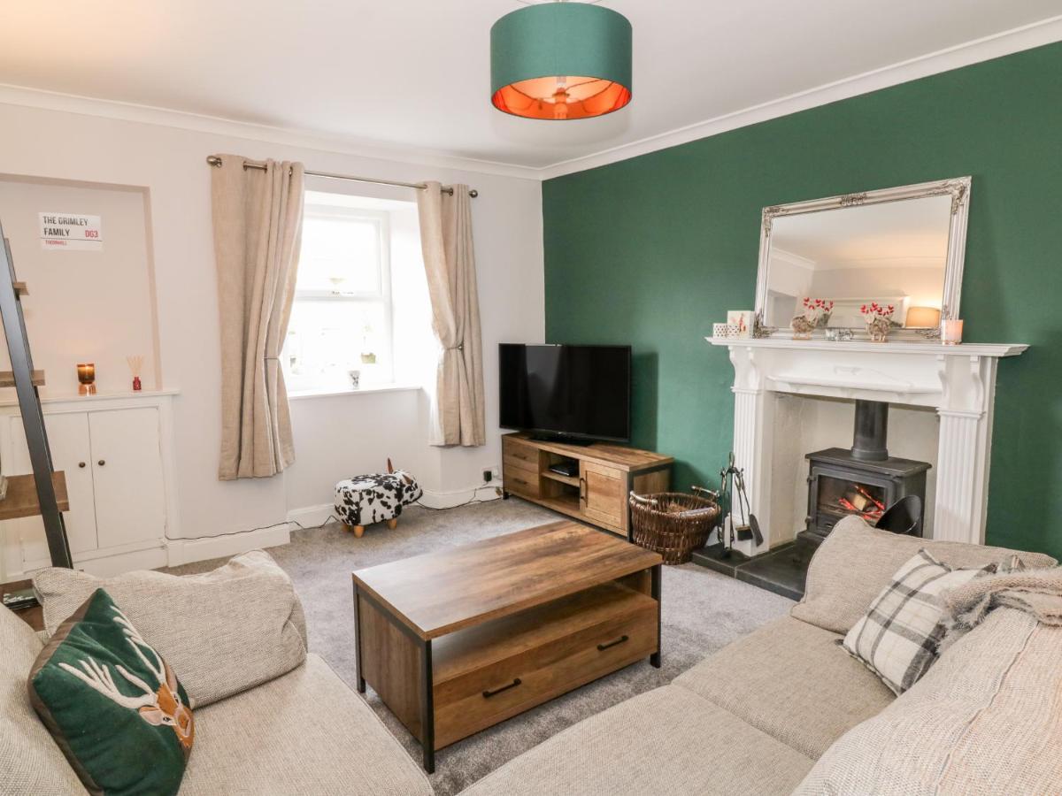 Ivy Bank Villa Thornhill  Bagian luar foto